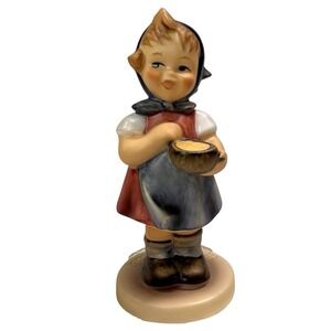 M.I. Hummel Club Girl Figurine "From Me to You" # 036 Hum 629 Goebel 1994 W/ Box